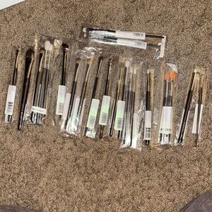 Morphe Professional Brush Set with Black Handles x21 all bnib. See pics